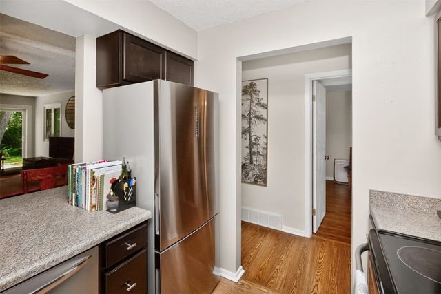 2343 Glenwood Drive 50, Des Moines, IA 50321