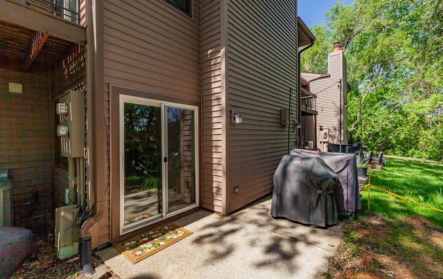 2343 Glenwood Drive 50, Des Moines, IA 50321