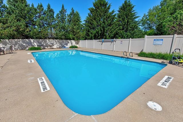 2343 Glenwood Drive 50, Des Moines, IA 50321