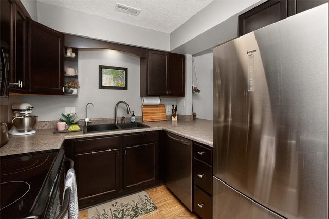2343 Glenwood Drive 50, Des Moines, IA 50321
