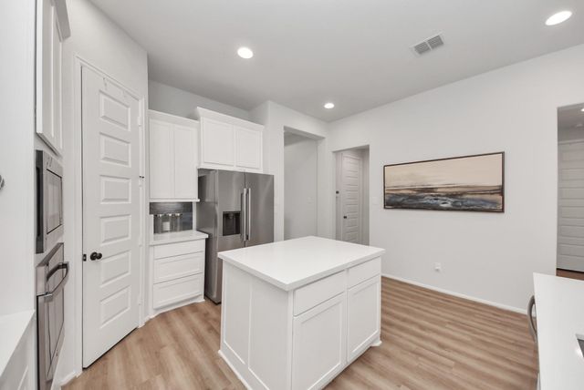 16607 Yaklin Meadow, Humble, TX 77346