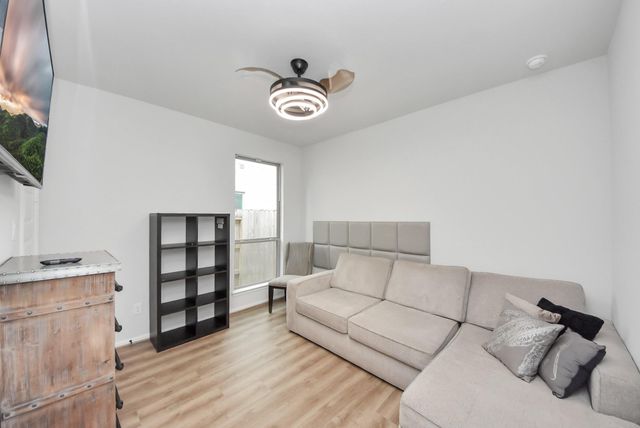 16607 Yaklin Meadow, Humble, TX 77346