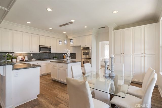 41860 Dahlias Way, Murrieta, CA 92562