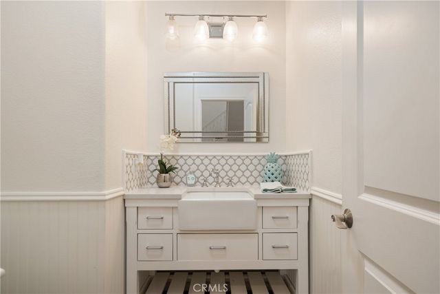 41860 Dahlias Way, Murrieta, CA 92562