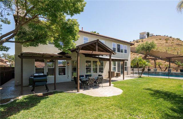 41860 Dahlias Way, Murrieta, CA 92562