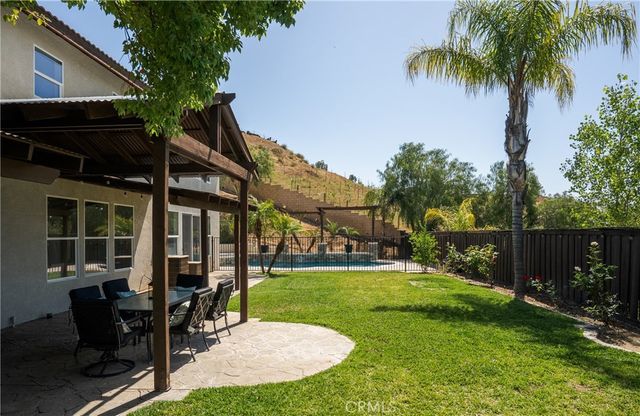 41860 Dahlias Way, Murrieta, CA 92562