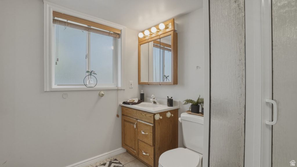 Image 34 of property listing at 2025 E DIMPLE DELL RD, Sandy, UT 84092