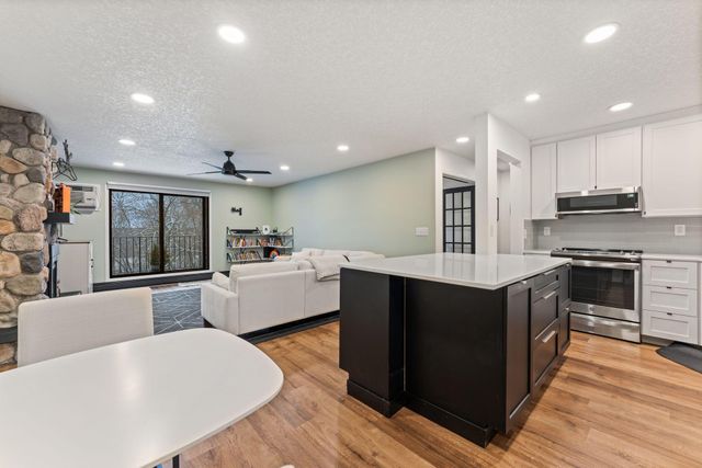 5607 Green Circle Drive 209, Hopkins, MN 55343