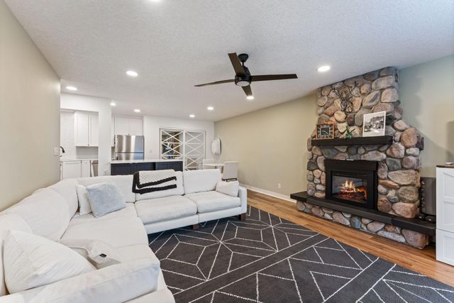 5607 Green Circle Drive 209, Hopkins, MN 55343