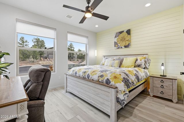 3401 N Eagles Creek Drive, Show Low, AZ 85901