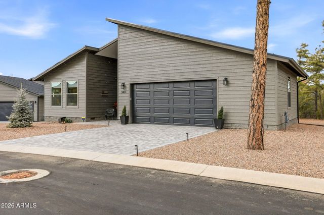 3401 N Eagles Creek Drive, Show Low, AZ 85901