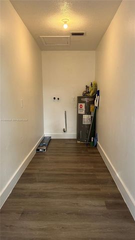 4011 NE 8th Ave B, Deerfield Beach, FL 33064