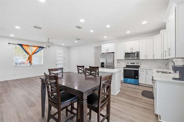 4401 COBIA DRIVE SE, St Petersburg, FL 33705