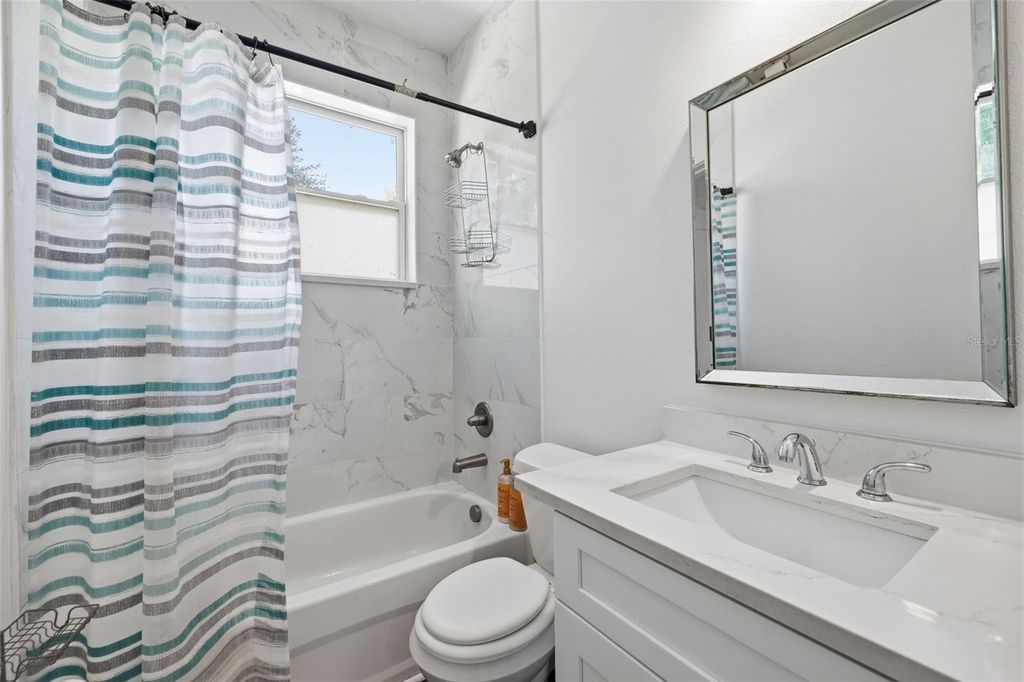 Image 10 of property listing at 4401 COBIA DRIVE SE, St Petersburg, FL 33705