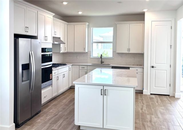 4403 Pinafore Street COMPASS 215, Vero Beach, FL 32967