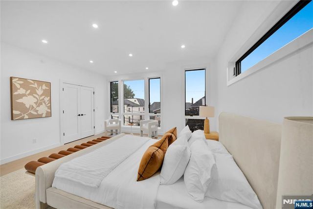 255 Morningside Avenue, Cliffside Park, NJ 07010