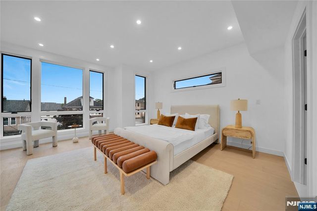 255 Morningside Avenue, Cliffside Park, NJ 07010