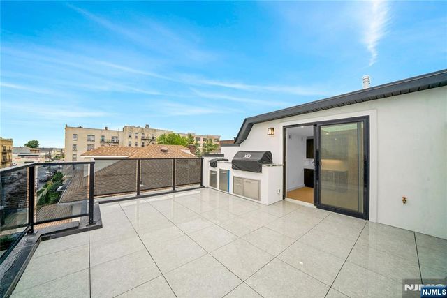 255 Morningside Avenue, Cliffside Park, NJ 07010