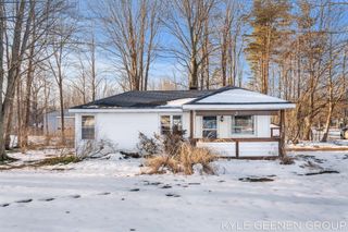 1833 Ottawa Beach Road, Park Twp, MI 49424