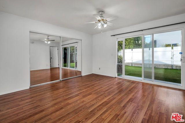 922 S Bundy Drive, Los Angeles, CA 90049