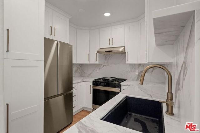 621 California Avenue 2, Santa Monica, CA 90403