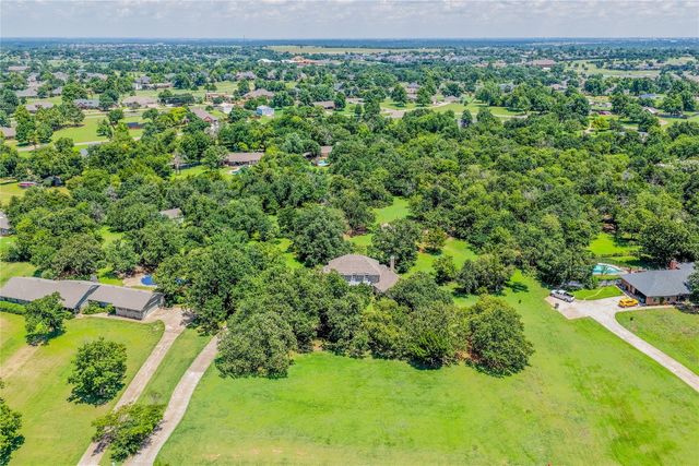 1507 Mill Creek Road, Edmond, OK 73025
