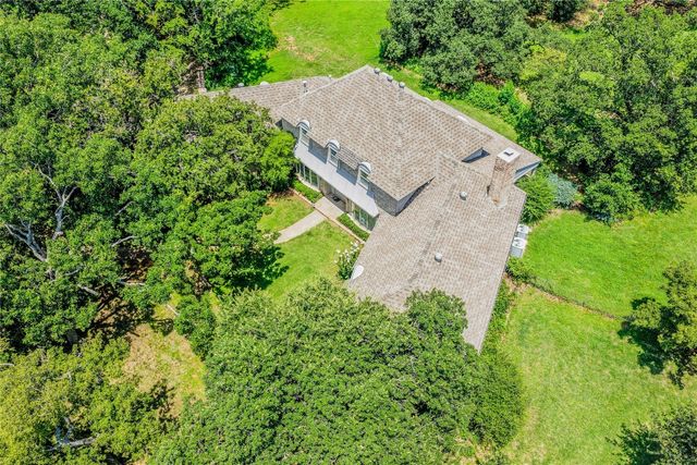 1507 Mill Creek Road, Edmond, OK 73025