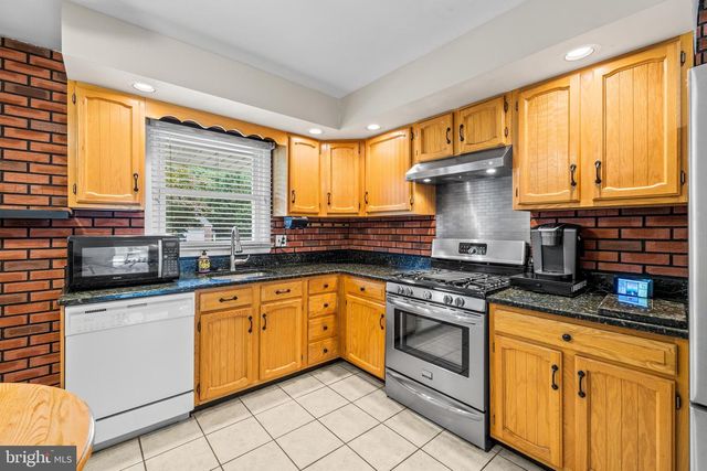 4612 BALLYGAR RD, Baltimore, MD 21236