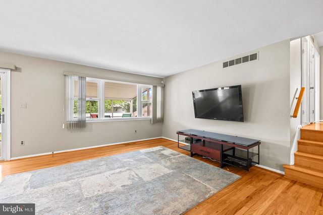 4612 BALLYGAR RD, Baltimore, MD 21236