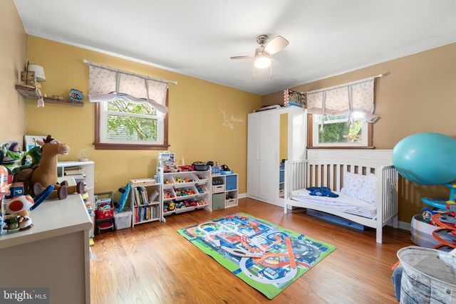 102 WASHINGTON AVE, Beverly, NJ 08010