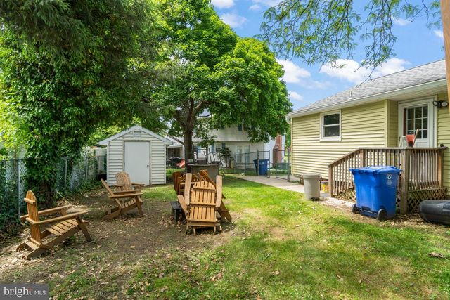 102 WASHINGTON AVE, Beverly, NJ 08010