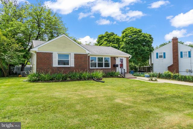 102 WASHINGTON AVE, Beverly, NJ 08010