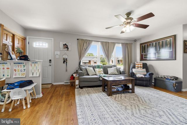 102 WASHINGTON AVE, Beverly, NJ 08010
