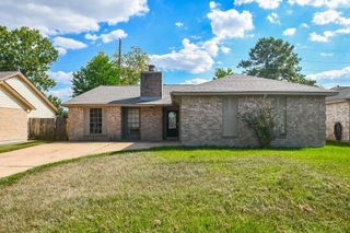 7823 Lumber Jack Drive Drive, Houston, TX 77040