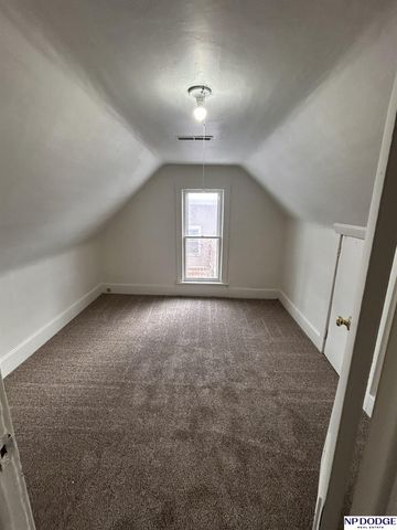 2932 N 50Th Street, Lincoln, NE 68504