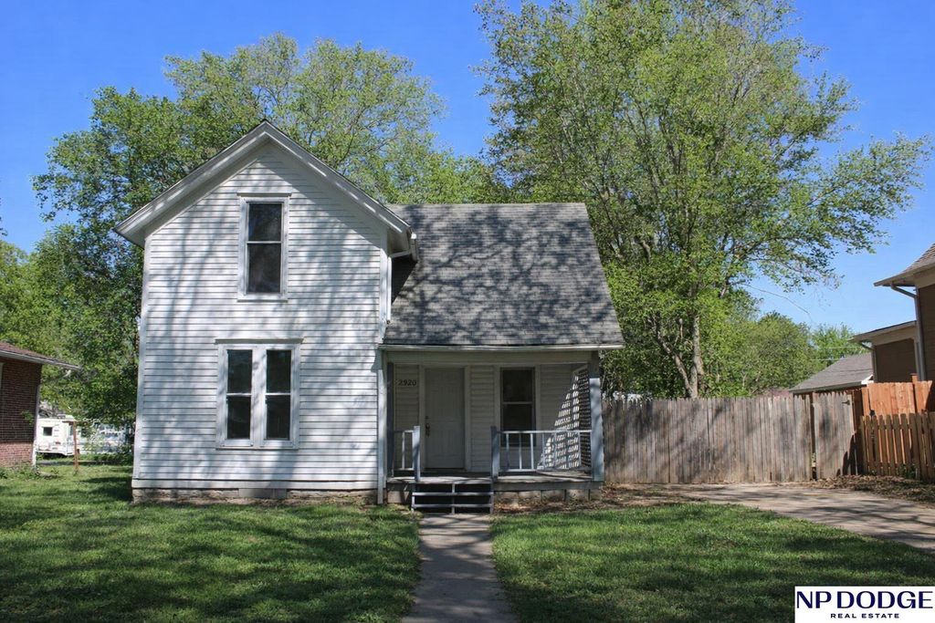 2932 N 50Th Street, Lincoln, NE 68504