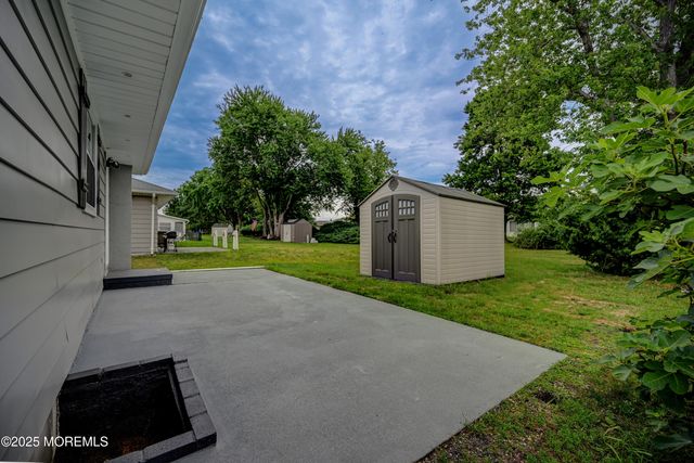 234 Charlotteville Drive N, Toms River, NJ 08757