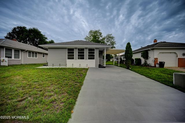 234 Charlotteville Drive N, Toms River, NJ 08757