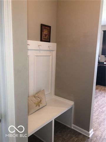 9122 Hemingway Drive, Indianapolis, IN 46239