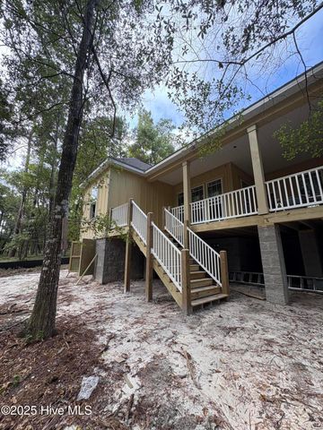 749 Mallard Court SE, Bolivia, NC 28422