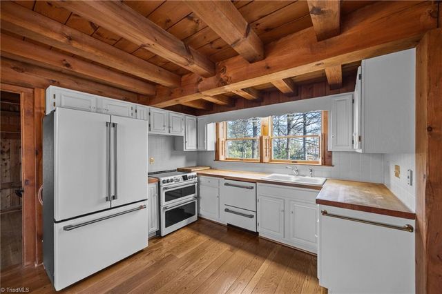 3323 N Rockingham Road, Greensboro, NC 27407