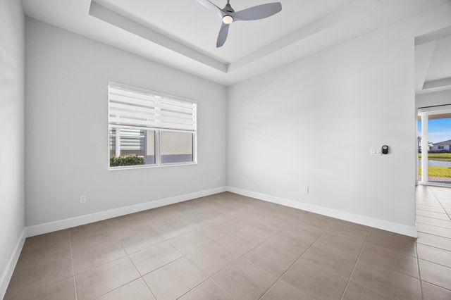 14208 Lacebark Lane, Westlake, FL 33470
