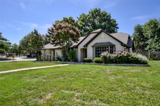 2001 Newcastle Circle, Plano, TX 75075
