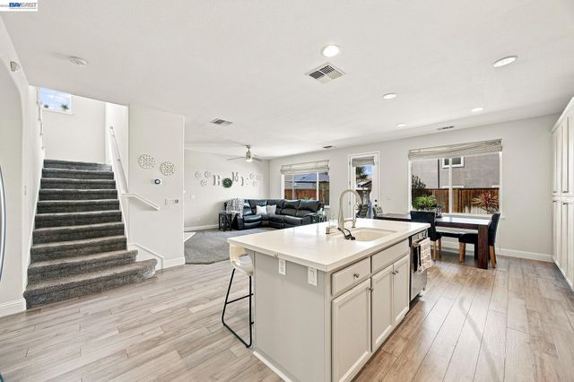 3694 OTTER BROOK LOOP, Discovery Bay, CA 94505