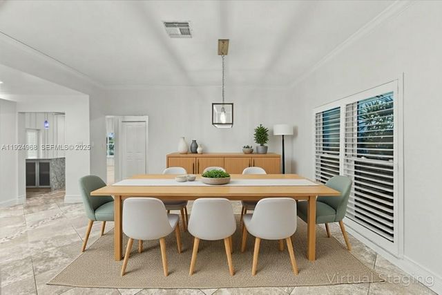 16751 Waters Edge Dr, Weston, FL 33326