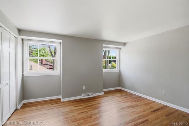 4576 Wagon Wheel Drive, Bloomfield Charter Township, MI 48301