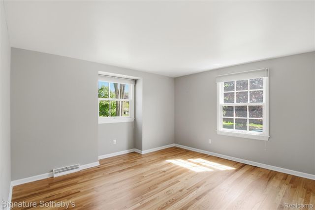4576 Wagon Wheel Drive, Bloomfield Charter Township, MI 48301