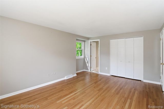 4576 Wagon Wheel Drive, Bloomfield Charter Township, MI 48301