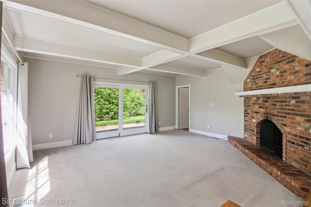 4576 Wagon Wheel Drive, Bloomfield Charter Township, MI 48301