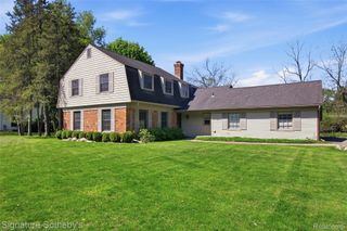 4576 Wagon Wheel Drive, Bloomfield Charter Township, MI 48301